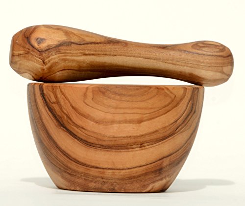 Olivenholzmörser & Stößel ROTONDA. Mörser – Holzmörser. Fein gemasertes Olivenholz. Durchmesser 10 cm. Höhe 6 cm. Stößel 12,5 cm. - 2