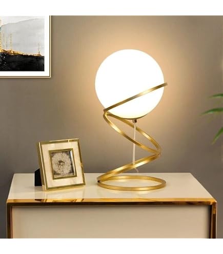 Lampada Da Tavolo ROM B·LED BARCELONA – Tre Sfere In Vetro Opalino, Struttura Oro, E27, 55 Cm, Interruttore Sul Cavo, Design Moderno