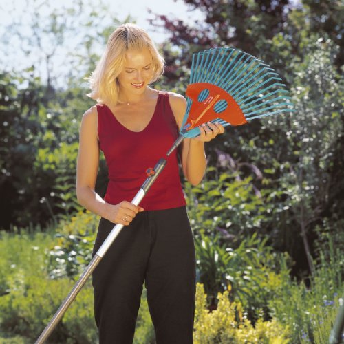 Gardena 3104-20 cs-Kunststoff-Verstellbesen, 35 – 52 cm breit - 3