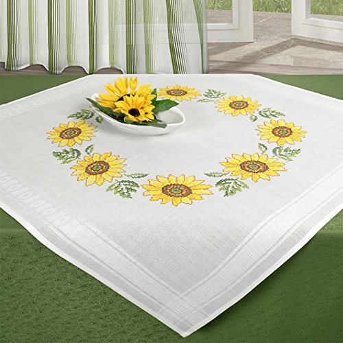 Zauberhafte Stickpackung " SONNENBLUMEN " mit dekorativen Sonnenblumen - Stickdecke 80 cm x 80 cm - Kreuzstich - Hohlbeinstich - vorgezeichnet - Stickgarn aus 100 % Baumwolle - fertig gesäumt mit eingewebtem Zierrand - qualitativ hochwertig - zum Sofort-Loslegen - Mitteldecke 80 cm x 80 cm - zum Selbersticken - aus dem KAMACA-SHOP