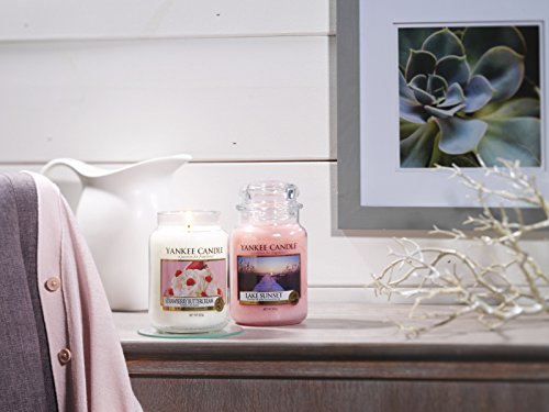 Yankee Candle Strawberry Buttercream – Big Jar - 2