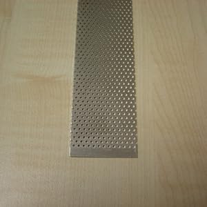 Lochblech 100 x 4 cm - Inhalt 0,04 qm / Grundpreis 147,50 €/qm