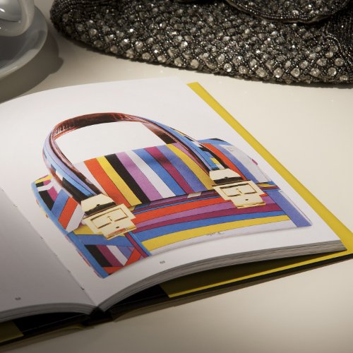 Fifty Bags that Changed the World: Design Museum Fifty reviews Fifty Bags that Changed the World: Design Museum Fifty