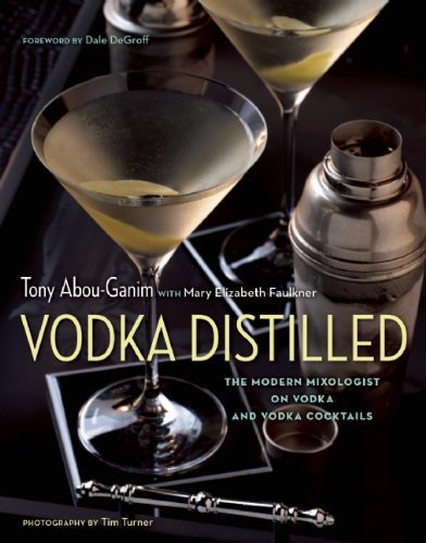 Vodka Distilled by Tony Abou-Ganim (1-Mar-2013) Hardcover gratuit Vodka Distilled by Tony Abou-Ganim (1-Mar-2013) Hardcover gratuit