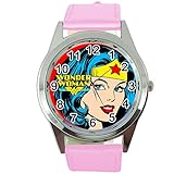 Taport® Wonder Woman Quarz-Armbanduhr, rund, SCI FI, echtes Lederband, inkl. Ersatzakku und Geschenkbeutel, Rosa