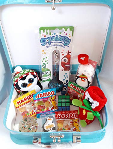 Preisvergleich Produktbild 110668 Kinder Geschenkkoffer Weihnachten gefüllt mit Plüsch Pinguin Nikolaus Geschenk
