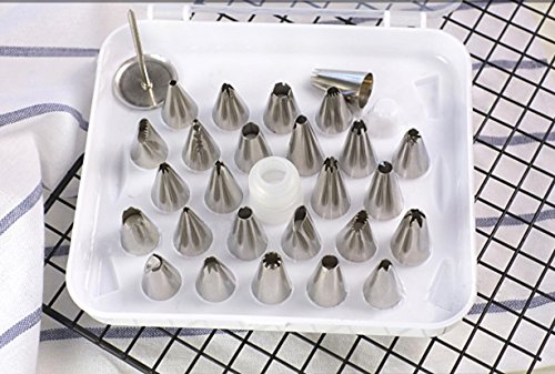 SveBake Spritztüllen Set mit 26 Edelstahl Spritztüllen, 1 Blumennagel und 1 Kupplung, Perfekt Garniertülle Set für Gebäck, Cupcake, Plätzchen und Kuchen Deko - 3