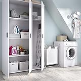 Armario multiusos de 3 puertas con 4 estantes y escobero color blanco. Medidas: alto 190cm. ancho 116cm. fondo 35cm.