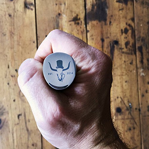 Santoku Messer von GENTLEMAN´S TOOLS – 17 cm (7 inch) – Äußerst scharf – 67 Lagen echter Damast-Stahl – Hochqualitatives Kochmesser mit modernem Design – Ausbalancierter Griff aus Pakkawood-Holz – Perfekt für anspruchsvolle Hobby- & Profiköche - 4