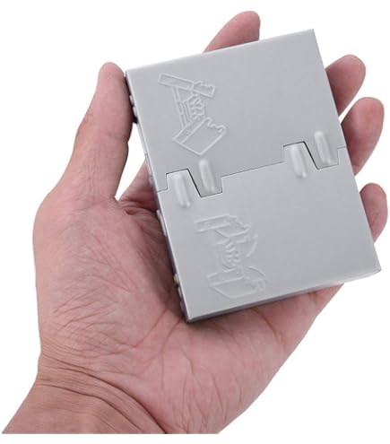 Op Een Kleine Aluminiumpan Propaangasfles Met Brander Voor Buiten Koken Materiaal Om Buitenshuis Te Het Kamperen Reisconcept Image212758762 Op Een Kleine Aluminiumpan Propaangasfles Met Brander Voor Buiten Koken Materiaal Om Buitenshuis Te Het Kamperen Reisconcept Image212758762