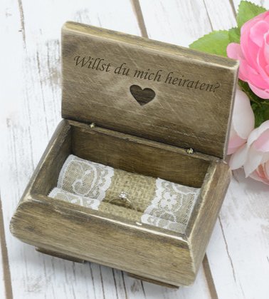 Happy Wedding Art Ring-Box Ring-Schatulle Ring-Schachtel Ring-Kästchen Willst du Mich heiraten? personalisiert Leaser Gravur Name Holz Kissen Ring Geschenk Hochzeit Verlobung Vintage-Stil