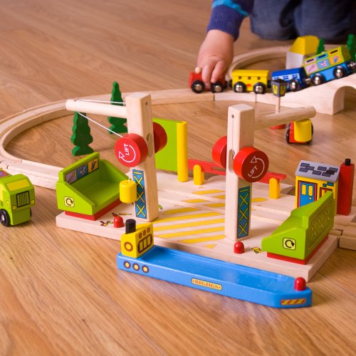 Bigjigs Rail Dockside Recycling Centre