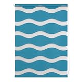 Perfekte Welle: Nur ein paar Zentimeter mit dem Kettenzug auf- oder zugezogen, überrascht das Doppelrollo mit einem Muster, das sich je nach Wunsch effektvoll ändert und dabei den Lichteinfall steuert.