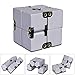 Produktbild YoungRich Fidget Cube Zappeln Cube Finger Spielzeug Stress Würfel Töten Zeit für Erwachsene Kinder Reise Home Office Silber