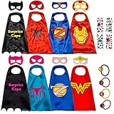 LA IMAGINACIÓN ES MÁS IMPORTANTE QUE EL CONOCIMIENTO: deje que la imaginación de su hijo se pierda con los mejores disfraces de superhéroes del mercado. Nuestros trajes DROPPLEX para niños incluyen 8 capas, 8 máscaras, 4 pegatinas y 4 elástico para pelo - Wonder Woman, 2 x Bat, 2 x Superman, 2 x Spider man, Ironman