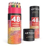 HOCHPIGMENTIERTE LEUCHTENDE FARBEN - Diese Stifte haben reich gesättigte Pigmente, die lichtecht sind und perfekt für viele verschiedene Arten von Kunst sind. Der jeweilige Name der Farbe ist seitlich auf jedem der Bleistifte aufgedruckt.