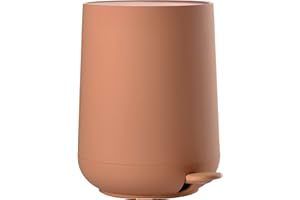 ZONE DENMARK Poubelle Salle de Bain Nova - 5L - Poubelle à pédale - Design Scandinave - Plastique ABS Doux Au Toucher - H29cm D23cm - Mandarine