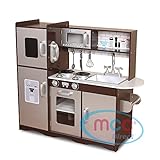 Ofen, Mikrowelle, Spüle, 2 Herdplatten aus Plastik, 2 Schränke, Kühlschrank, Telefon und Handtuchhalter