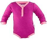 Die Größe ist eingedruckt (kein Etikett vorhanden das stören könnte), damit nichts am Nacken des Babys kratzt