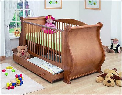 Tutti Bambini Marie 3 Piece Room Set in Old English