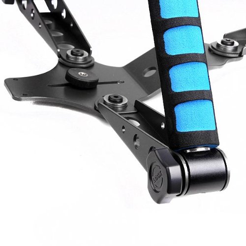 Pixtic - DSLR Rig   paule Stabilisateur Vid  o avec Support Poign  e pour les appareils photo reflex Canon EOS 5D 5DII 50D 60D 500D 550D 1000D 700D Nikon D80 D90 D200 D300 D3000 D3100 D5100 D7000 Sony Alpha A200 A300 A350 A450 A500 A700 A900 A550 et cam  scope professionnels avec nombreux accessoires