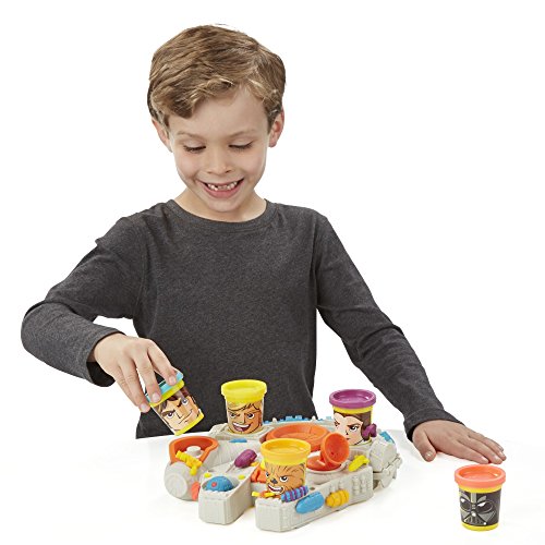 Imagen 2 de Play-Doh Playset Millenium Falcon con diseño Star Wars (Hasbro B0002)