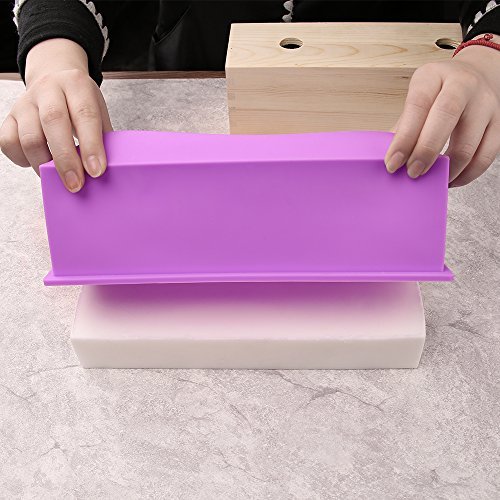 DIY Seifen Silikonform Set (4 Stück), TTLIFE Seifenformen mit einem zusätzlichen Seifenhalter – rechteckige Silikonform mit Holzkiste, plus 2 kleine Formen mit Lucky Clover Bild – best Schimmel zum Seifensieden (B) - 2
