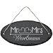 Produktbild Schiefertafel mit Gravur für Ehepaare - oval - 20 x 10 cm - Mr & Mrs - Personalisiertes Türschild mit Familien-Name zum Aufhängen Geschenk für Paare zur Hochzeit, Jahrestag