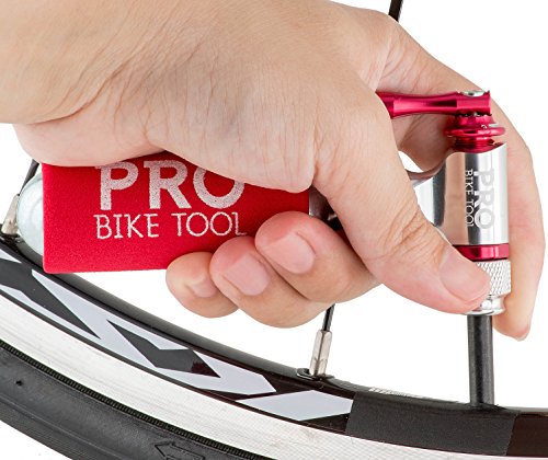 CO2-Inflator von PRO BIKE TOOL – Schnell und Einfach – Presta & Schrader Ventil Kompatibel – Kartuschenpumpe für Rennrad & Mountain-Fahrräder – Isolierte Hülle – Keine CO2 Kartuschen enthalten - 5