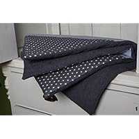 Krabbeldecke aus Baumwolle kbA mit Sternchenecken - auf Wunsch gestickter Name - grau