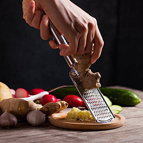 Zitronenpresse – Edelstahl rostfrei + spülmaschinenfest inkl. IngwerReibe / ZitronenReibe und Stoffbeutel - 7