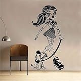 Einfache Anbringung - Damit du die Wandsticker auch stressfrei anbringen kannst, liefern wir dir eine bebilderte Klebeanleitung sowie einen kostenlosen Probeaufkleber zum probieren.