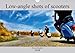 Produktbild Low-angle shots of scooters (Wall Calendar 2018 DIN A4 Landscape): Vespas in unusual camera angles. (Monthly calendar, 14 pages ) (Calvendo Mobility) [Kalender] [Feb 28, 2017] Borghini, Simone