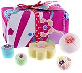 Bomb Cosmetics Flower to the People Gift Pack