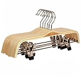 Naturbelassene Holzmaserung, glatt, ein eleganter Dekor für Ihren Schrank.