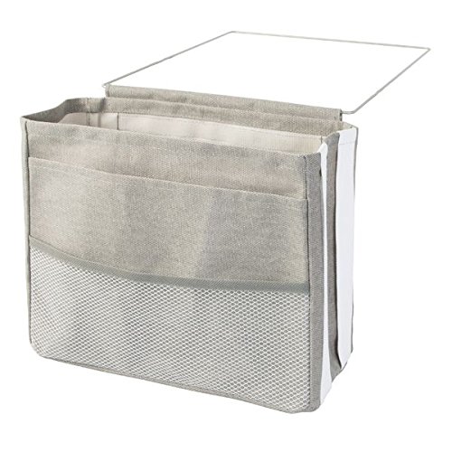 mDesign Bettablage zum Einhängen hellgrau – Hängeaufbewahrung für Mobiltelefon, Fernbedienung, Wasserflasche, Zeitschriften – Bett-Organizer für das Schlafzimmer – 3 Taschen - 6