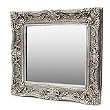 LIEFERUMFANG: Silberner Zimmerspiegel im Barockstil im 75 x 85 cm Format (rechteckig) mit mitgelieferten Befestigungshaken zum Aufhängen.