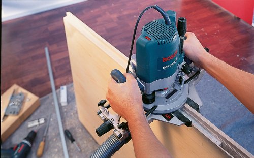Bosch Professional GOF 2000 CE, 2.000 W Nennaufnahmeleistung, 8.000 – 21.000 min-1 Leerlaufdrehzahl, Parallelanschlag, Kopierhülse 30 mm, Spannzange 12 mm - 6