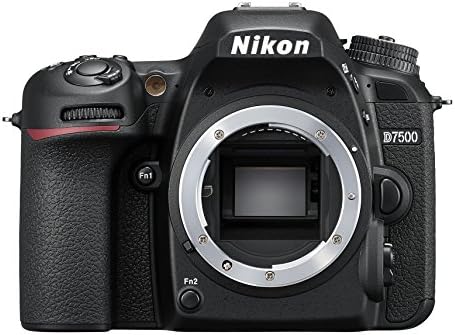 Nikon D7500 Body Fotocamera Reflex Digitale, 20,9 Megapixel, Wi-Fi, Bluetooth, SD 8GB 300x Lexar, Nero [Nital Card: 4 Anni]