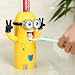 Produktbild vivisky Wandtattoo 2 Augen Minions Zahnpasta Spender und Zahnbürstenhalter Set Automatische Zahnpasta Squeezer gelb