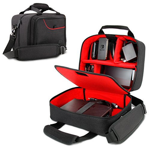 Nintendo Switch Case Tasche von USA Gear - Custom Staufcher fr Dock, Joy Con Controller, Pro Controller, Ladegriff, Spiele - mit Tragegurt und gepolstertem Innenfutter - Rot Nintendo Switch Case Tasche von USA Gear - Custom Staufcher fr Dock, Joy Con Controller, Pro Controller, Ladegriff, Spiele - mit Tragegurt und gepolstertem Innenfutter - Rot