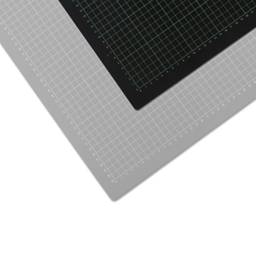Selbstheilende Schneidematte, 60 x 90 cm | Mit Hilfslinien, schont Klingen | Schneide-Unterlage, Cutting Board/Mat für Patchwork | grau/schwarze Bastelmatte, Bastelunterlage, Arbeitsunterlage | Beidseitig verwendbar als Nähunterlage