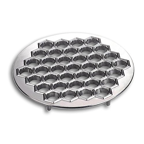 Profi-Teigform Pelmenniza für Pelmeni mit 37 Teigtaschen, Gewicht 670 gr.