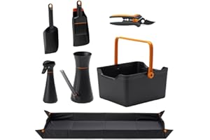 Fiskars Gartenwerkzeuge-Set, 7-teilig, Floristenschere SP14, Pflanzschaufel mit Bürste, Handschaufel, Pflanzmatte, Aufbewahrungsbox, 0,3-l-Pflanzensprüher, 1,2-l-Gießkanne mit Deckel, 1076797