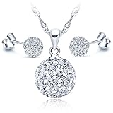 conjuntos de plata mujer CONJUNTOS PLATA MUJER, JUEGOS DE PLATA COLGANTE Y PENDIENTES, seguro que muchos de vosotros habéis tenido algunas joyas con circonitas, o desde luego, os debe llamar la atención su gran belleza.