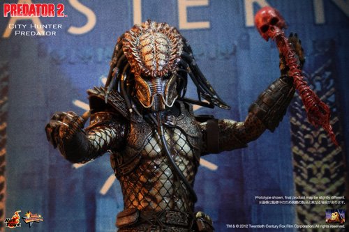 City Hunter Predator 14in w/LED Light-up Mask
