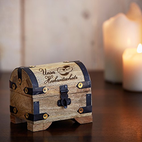 Kleine Holztruhe (Holzkiste) als Schatztruhe – mit Gravur zur Hochzeit – Unser Hochzeitsschatz – Schmuckkästchen, Aufbewahrungsbox, Bauernkasse oder Spardose – helles Holz- 10 cm x 7 cm x 8,5 cm - 2