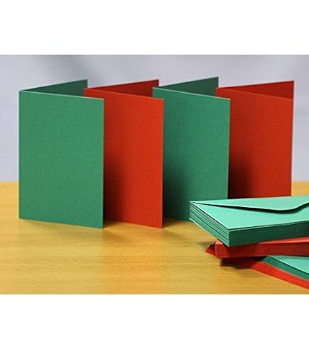 Lot De 100 Cartes A4 Noël Rouge Et Vert 220 G/m² – Idéal Pour Fabrication De Cartes De Vœux, Scrapbooking Et Loisirs Créatifs