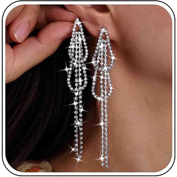 Orecchini Lunghi A Goccia Vintage Con Catena Di Cristalli E Nappe – Colore Argento