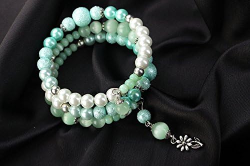 Madeheart Handmade bracelet with artificial pearls and cat's eye stone